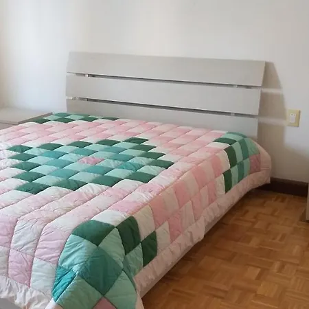 Lake Front Apartment *