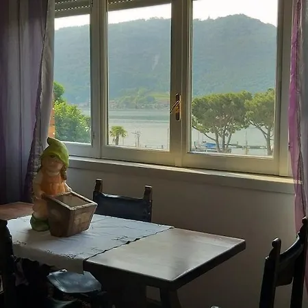 Lake Front * Sarnico
